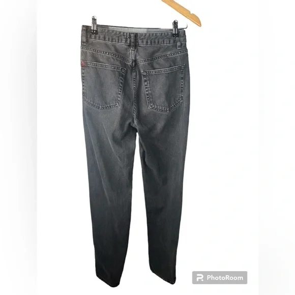 BDG Mom High Rise Jeans - Picture 4 of 6